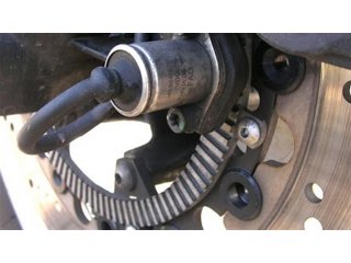 Датчик ABS: маленькая деталь, от которой зависит безопасность