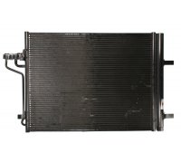 Радиатор кондиционера Ford C‑MAX 2 / Форд С Макс 2 1.6 (бензин) / 2.0TDI 2010–2019 350052 NRF (Нидерланды)
