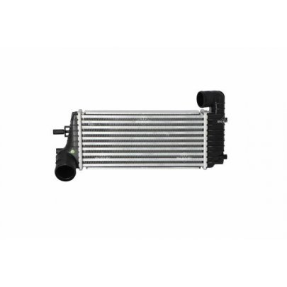 Радіатор інтеркулера Ford C‑MAX 2 / Форд С Макс 2 1.5 / 1.6TDI 2010–2019 1796565 FORD (США)