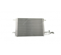 Радиатор кондиционера VW Caddy IV 2015- 30820006 AND (Украина)