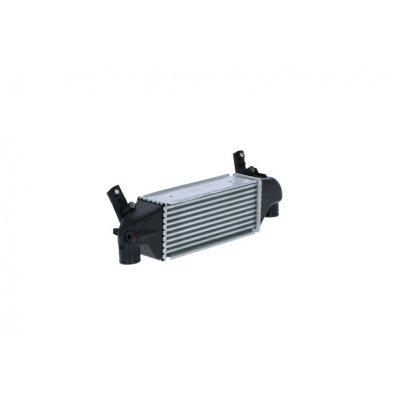 Радіатор інтеркулера (до 2006.07) Ford Connect 1.8TDCi / 1.8Di 2002-2013 30992 NRF (Нідерланди)