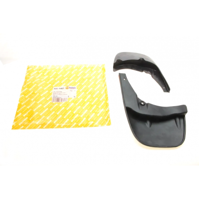 Брызговики задние (комплект) Renault Trafic II / Opel Vivaro A / Nissan Primastar 01-14 5051467 AUTOTECHTEILE (Германия)