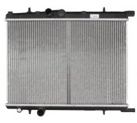 Радиатор охлаждения (545х380х18мм) Peugeot Partner / Citroen Berlingo 1.1 / 1.4 / 1.6 / 1.8 (бензин) 1996-2011 519524 NRF (Нидерланды)