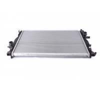 Радіатор охолодження Ford C‑MAX 2 / Форд С Макс 2 1.6 (бензин) / 2.0TDI 2010–2019 53737 NRF (Нідерланди)