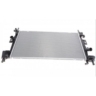 Радиатор охлаждения (МКПП) Ford Focus 3 / Форд Фокус 3 2.0 (бензин) 2011-2018 350213170200 MAGNETI MARELLI (Италия)