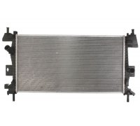 Радиатор охлаждения (МКПП) Ford Focus 3 / Форд Фокус 3 2.0 (бензин) 2011-2018 D7G031TT THERMOTEC (Польша)