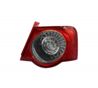 Фонарь задний правый (внешний) Volkswagen Passat B6 / Фольксваген Пассат Б6 2005-2010 89450209402 DPA (США)
