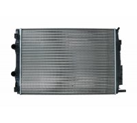 Радиатор охлаждения Renault Scenic II / Рено Сценик 2 1.9dCi / 2.0dCi 2003-2009 7705106 KAMOKA (Польша)