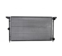 Радиатор охлаждения Volkswagen Sharan / Фольксваген Шаран 2.0 (бензин) 1995-2010 8MK376720-511 HELLA (Германия)