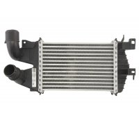 Радіатор інтеркулера Opel Zafira B / Опель Зафіра Б 1.9CDTI 2005–2015 96370 NISSENS (Данія)