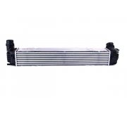 Радиатор интеркулера Renault Megane 3 / Рено Меган 3 2.0dCi 2008-2016 96543 NISSENS (Дания)