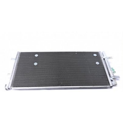 Радіатор кондиціонера ( OE 4G0260403B ) Audi A6 C7 / Ауді А6 С7 2011-2018 667048 ERA (Італія)
