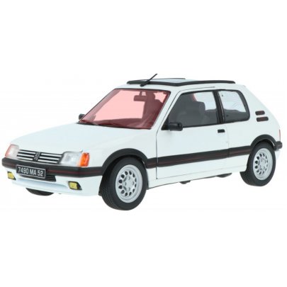 Peugeot 205 1983-1998 Лобове скло 5180T Benson (КНР)