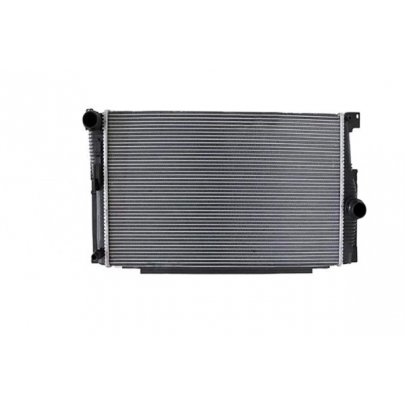 Радиатор охлаждения (600x328x32mm) BMW 5 F10/F11 / БМВ 5 Ф10/Ф11 2.0 (бензин) 2009-2017 11060301 VIKA (Тайвань)