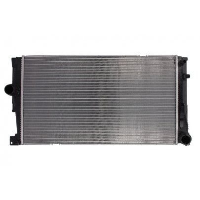 Радиатор охлаждения (600x328x32mm) BMW 5 F10/F11 / БМВ 5 Ф10/Ф11 2.0 (бензин) 2009-2017 550124 NRF (Нидерланды)