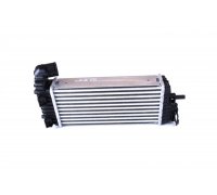 Радіатор інтеркулера Ford C‑MAX 2 / Форд С Макс 2 1.5 / 1.6TDI 2010–2019 CI245000P MAHLE (Австрія)
