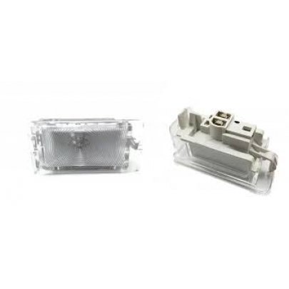 Подсветка багажника Renault Scenic II / Рено Сценик 2 2003-2009 8200418356 RENAULT (Франция)