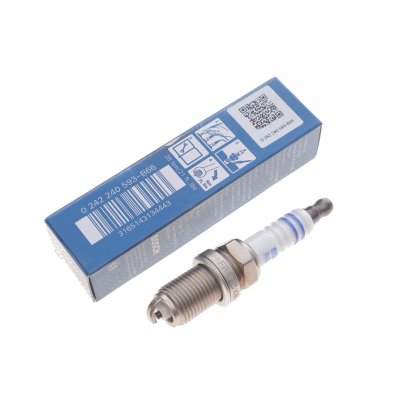 Свічка запалювання (двигун: BSE, BSF) Volkswagen Passat B6 / Фольксваген Пассат Б6 1.6FSI 2005-2010 0242240593 BOSCH (Німеччина)