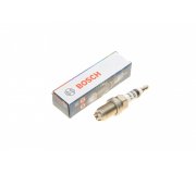Свічка запалювання (двигун: BSE, BSF) Volkswagen Passat B6 / Фольксваген Пассат Б6 1.6FSI 2005-2010 0242232502 BOSCH (Німеччина)