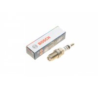Свічка запалювання (двигун: BSE, BSF) Volkswagen Passat B6 / Фольксваген Пассат Б6 1.6FSI 2005-2010 0242232502 BOSCH (Німеччина)