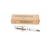 Свічка запалювання (двигун: CAXA) Volkswagen Passat B6 / Фольксваген Пассат Б6 1.4TSI 2005-2010 03C905601 VAG (Німеччина)