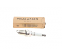 Свічка запалювання (двигун: CAXA) Volkswagen Passat B6 / Фольксваген Пассат Б6 1.4TSI 2005-2010 03C905601 VAG (Німеччина)