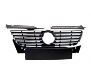 Решетка радиатора (хром/черный, с отверстиями под парктроники) Volkswagen Passat B6 / Фольксваген Пассат Б6 2005-2010 3C0853651AKPWF VAG (Германия)