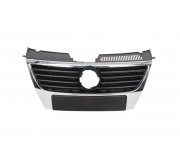 Решітка радіатора (хром / чорний, без отворів для парктроніка)  Volkswagen Passat B6 / Фольксваген Пассат Б6 2005-2010 6502-07-9540991P BLIC (Польща)