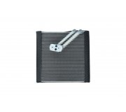 Випарник кондиціонера (245х235х50) Volkswagen Passat B6 / Фольксваген Пассат Б6 2005-2010 7770007 KAMOKA (Польща)