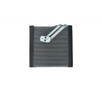 Випарник кондиціонера (245х235х50) Volkswagen Passat B6 / Фольксваген Пассат Б6 2005-2010 7770007 KAMOKA (Польща)