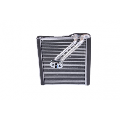 Випарник кондиціонера (245х235х50) Volkswagen Passat B6 / Фольксваген Пассат Б6 2005-2010 92371 NISSENS (Данія)