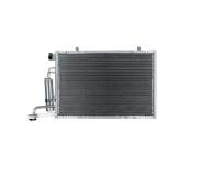 Радіатор кондиціонера (без осушувача, 570x460x16) Volkswagen Passat B6 / Фольксваген Пассат Б6 2005-2010 VNA5323 AVA (Нідерланди)