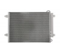 Радиатор кондиционера (с осушителем, 570x440x16) Volkswagen Passat B6 / Фольксваген Пассат Б6 2005-2010 812749 VALEO (Франция)