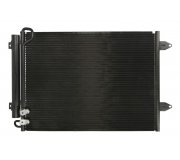 Радіатор кондиціонера (з осушувачем, 570x440x16) Volkswagen Passat B6 / Фольксваген Пассат Б6 2005-2010 KTT110021 THERMOTEC (Польща)