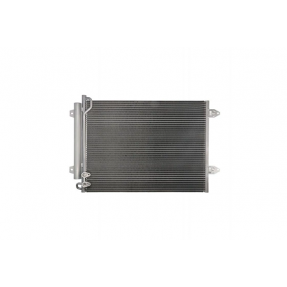 Радиатор кондиционера (с осушителем, 570x440x16) Volkswagen Passat B6 / Фольксваген Пассат Б6 1.6FSI 2005-2010 DCN32013 DENSO (Япония)