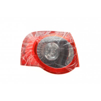 Фонарь задний левый (внешний) Volkswagen Passat B6 / Фольксваген Пассат Б6 2005-2010 714027450702 MAGNETI MARELLI (Италия)