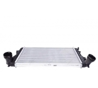 Радиатор интеркулера (406x615x32мм) Volkswagen Passat B6 / Фольксваген Пассат Б6 1.4TSI / 1.6TDI /1.8TSI / 1.9TDI / 2.0TDI / 2.0TFSI 2005-2010 0017A3 PROFIT (Чехия)