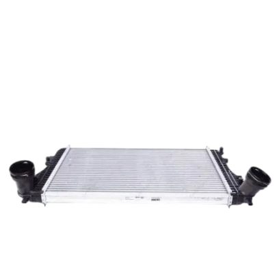 Радиатор интеркулера (406x615x32мм) Volkswagen Passat B6 / Фольксваген Пассат Б6 1.4TSI / 1.6TDI /1.8TSI / 1.9TDI / 2.0TDI / 2.0TFSI 2005-2010 0017A3 PROFIT (Чехия)