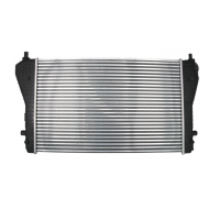 Радиатор интеркулера (406x615x32мм) Volkswagen Passat B6 / Фольксваген Пассат Б6 1.4TSI / 1.6TDI /1.8TSI / 1.9TDI / 2.0TDI / 2.0TFSI 2005-2010 TP.15.96.715 TEMPEST (Тайвань)