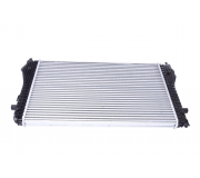 Радіатор інтеркулера (400x615x32мм) Volkswagen Passat B6 / Фольксваген Пассат Б6 1.6TDI / 2.0TDI 2005-2010 30306 NRF (Нідерланди)