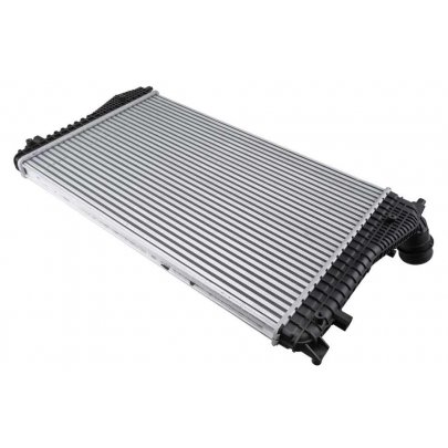 Радиатор интеркулера (400x615x32мм) Volkswagen Passat B6 / Фольксваген Пассат Б6 1.6TDI / 2.0TDI 2005-2010 CNG-VW-021 NTY (Польша)