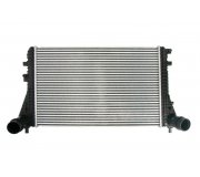 Радиатор интеркулера (400x615x32мм) Volkswagen Passat B6 / Фольксваген Пассат Б6 1.6TDI / 1.8TSI / 2.0TDI 2005-2010 DAW009TT THERMOTEC (Польша)