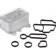 Радіатор масляний / теплообмінник (50x70x110) Volkswagen Passat B6 / Фольксваген Пассат Б6 1.6TDI 2005-2010 1113501500 JP GROUP (Данія)