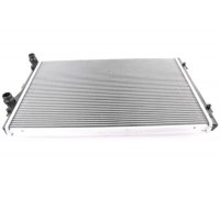 Радиатор охлаждения (430x650x32мм) Volkswagen Passat B6 / Фольксваген Пассат Б6 2.0TFSI 2005-2010 VN2207 AVA (Нидерланды)