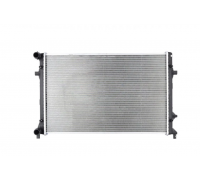 Радиатор охлаждения (430x650x26мм) Volkswagen Passat B6 / Фольксваген Пассат Б6 3.2FSI / 3.6FSI 2005-2010 VN2228 AVA (Нидерланды)