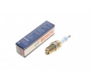 Свеча зажигания Volkswagen Tiguan / Фольксваген Тігуан 2.0 (бензин) 2007-2016 0242240627 BOSCH (Германия)