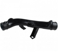 Патрубок інтеркулера середній правий Volkswagen Tiguan / Фольксваген Тігуан 2007-2016 2.0TDI 11450886801 VIKA (Тайвань)