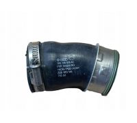 Патрубок интеркулера к турбине правый Volkswagen Tiguan / Фольксваген Тигуан 2.0 (бензин) 2007-2016 1K0145828AC VW (Германия)