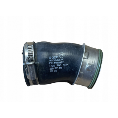 Патрубок интеркулера к турбине правый Volkswagen Tiguan / Фольксваген Тигуан 2.0 (бензин) 2007-2016 1K0145828AC VW (Германия)