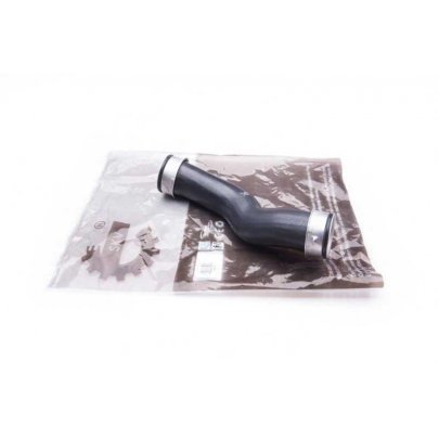 Патрубок от интеркулера передний правый Volkswagen Tiguan / Фольксваген Тигуан 2.0 (бензин) 2007-2016 24SKV643 SKV GERMANY (Польша)